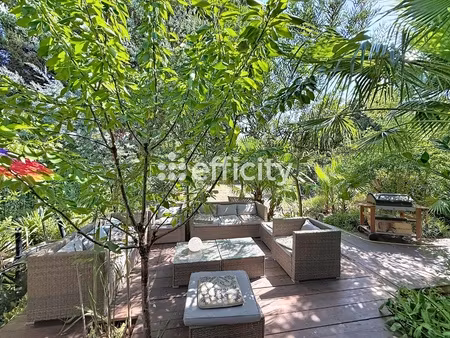 maison 3 pièces - 160 m²