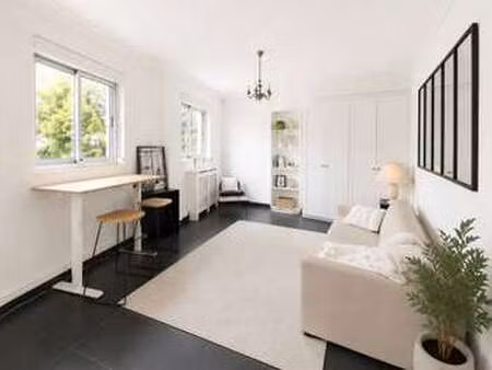 location appartement t1 meublé à paris 16e (75016) : à louer t1 meublé / 25m² paris 16e