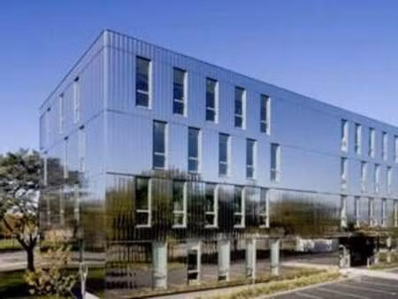 location bureaux et commerces meublé à saint-herblain (44800) : à louer meublé / 320m² sai