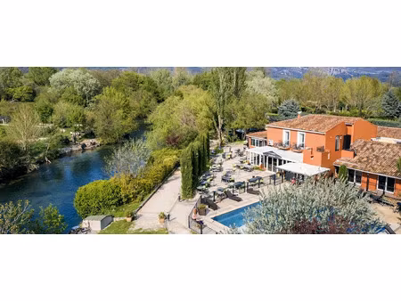 vente appartement 1 pièce 20 m² à l'isle-sur-la-sorgue (84800)  90 084 €