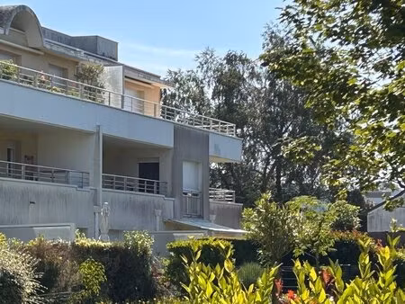 appartement à vendre 4 pièces vannes (56) avec deux garages