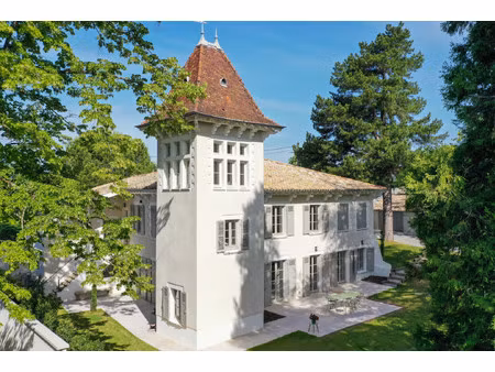 villa de luxe à vendre dans le quartier est