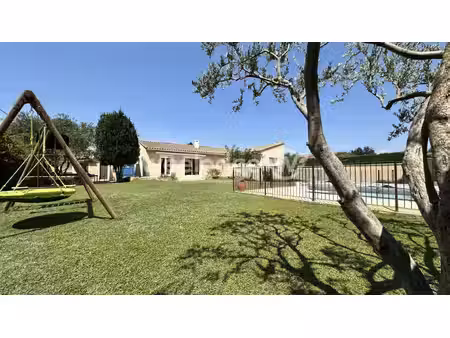 maison de luxe à vendre dans le quartier ouest