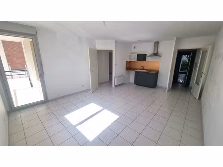 location appartement 3 pièces 54 m² à mazères (09270)