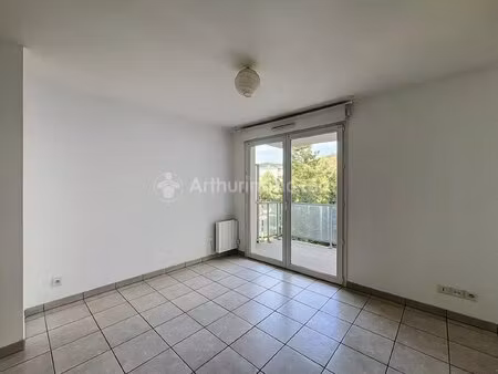 t1 balcon parking - 30 m² - avenue du puy de dome