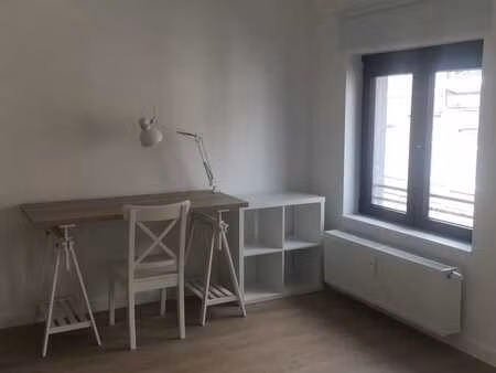 beau kot meublé - avec cuisine commune