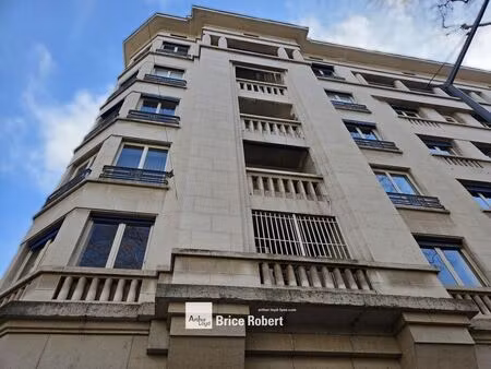 vente bureaux 157 m²