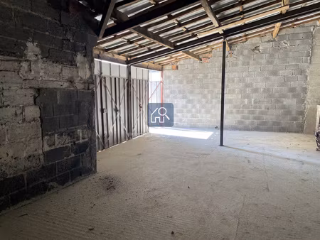 garage double à louer centre laissac 55 m2