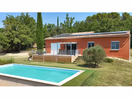villa avec vue panoramique sur le château de la verdière