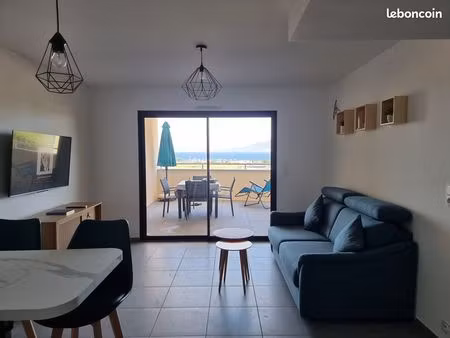 superbe t2 avec vue imprenable sur la mer et les îles sanguinaires