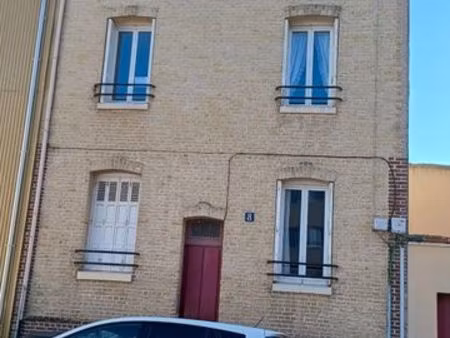 appartement meublé - proche écoles - quartier saint nicolas