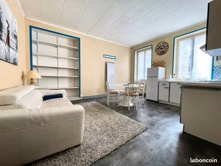 appartement 2 pièces -44 m2-centre ville