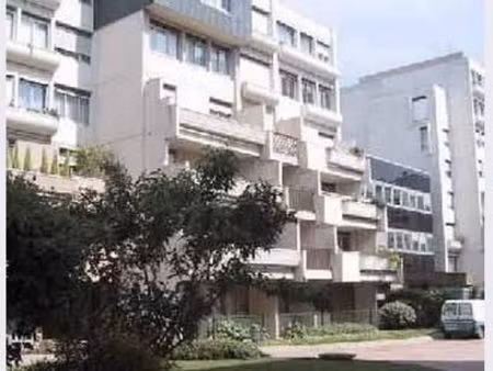 studio 15m2 rue orbe dispo 01/08 eau et chauffage inclus