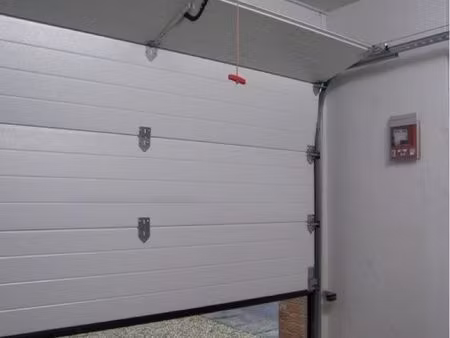 garage de 16 m² à louer – emplacement idéal proche gare d’agen