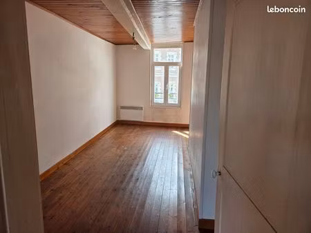 loue maison sans extérieur