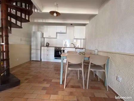 charmante maison de village 60m2 hypercentre forcalquier