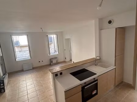 p3 60 m2 centre ville avignon