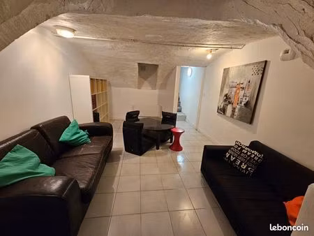 f4 vieux lille avec cour privative