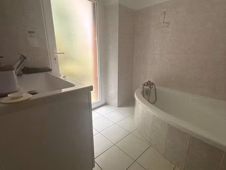 appartement t3 maison de rue