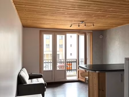 à louer – t2 meublé de 35 m² – villard-de-lans