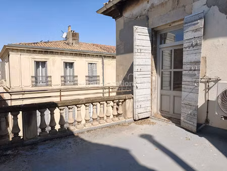hyper centre arles - t2 56 m² avec terrasse