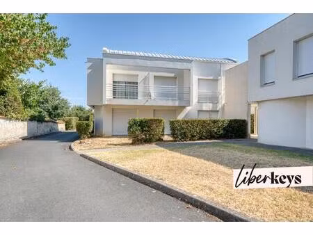 appartement meublé  2 pièces 31 m² avec loggia