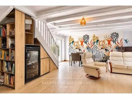 maison en pierre - 97 m² - séné (port anna)