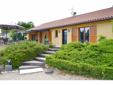 maison t5 plain pied terrain 2500m2