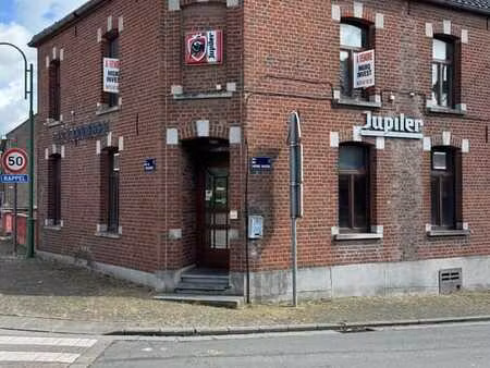 immeuble commercial mixte