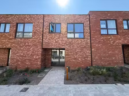 maison neuve avec 3 chambres  jardin et carport