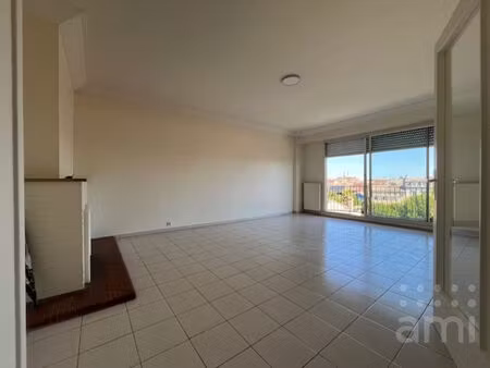 appartement 4 pièces de 112.70 m2