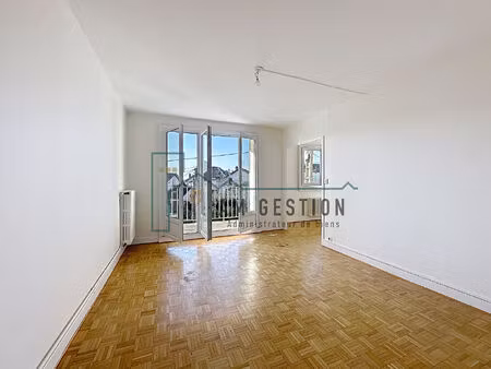 appartement t4 rue de beaugaillard à limoges