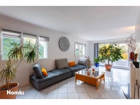 maison/villa t8 de 186 m2 à voiron 38500