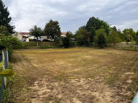 vente terrain 1220 m² à bourg-et-comin (02160)  11 000 €