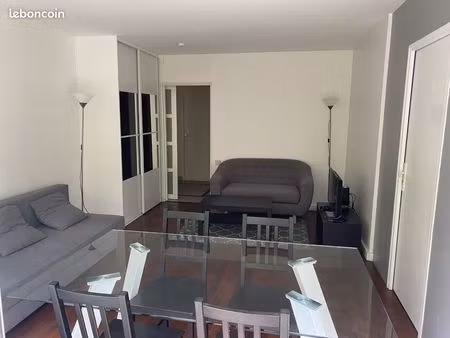 appartement 80 m3 pour trois étudiants