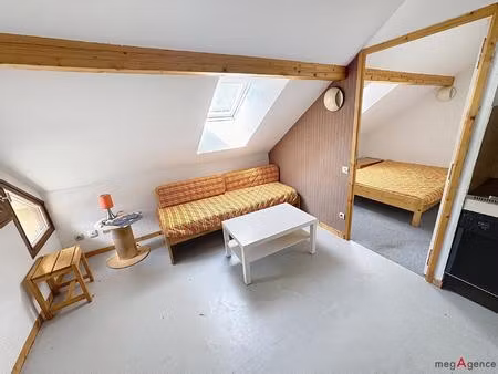 appartement 2 pièce cabine mansardé