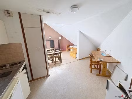appartement 2 pièces mansardé