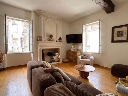 appartement t3 avec terrasse ? hyper-centre historique de périgueux