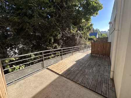 appartement 2 chambres  terrasse  parking