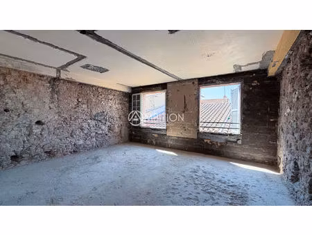 studio frejus centre 22 77 m2