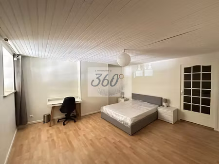 chambre meublée de 29.14 m2 à cluny avec dressing et fibre