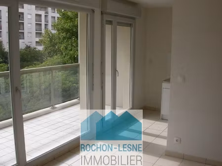 villeurbanne - le clos sarah rue louis braille - f3