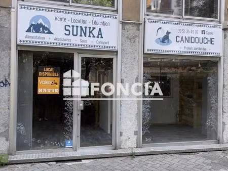 location - local commercial - 47 m² - 7 200 €/an hc ht -