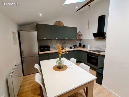 appartement t2 lumineux de 43m² — centre-ville casteljaloux