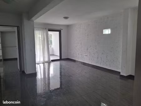 appartement t2 centre ville possession