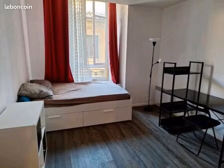 loue studio meublé à nimes