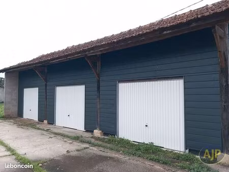 parking/box 1 pièce 10 m²