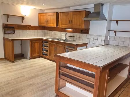 autrans maison mitoyenne 7p + terrasse+ parkings