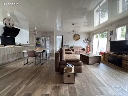 maison 5 pièces 120 m²