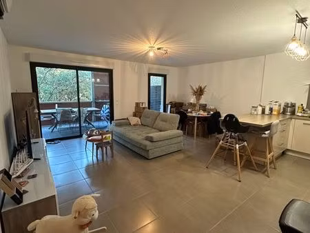 appartement 3 pièces 70 m²